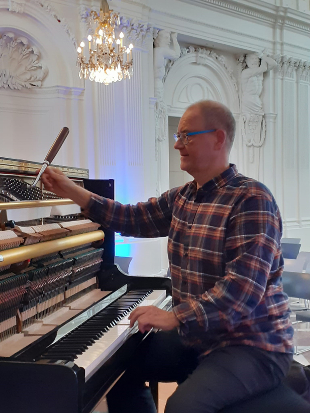 Bilder Galerie „Konstantin macht Stimmung…“